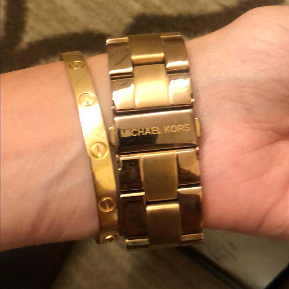 Michael Kors gold watch /blue face - Picture 8 of 8